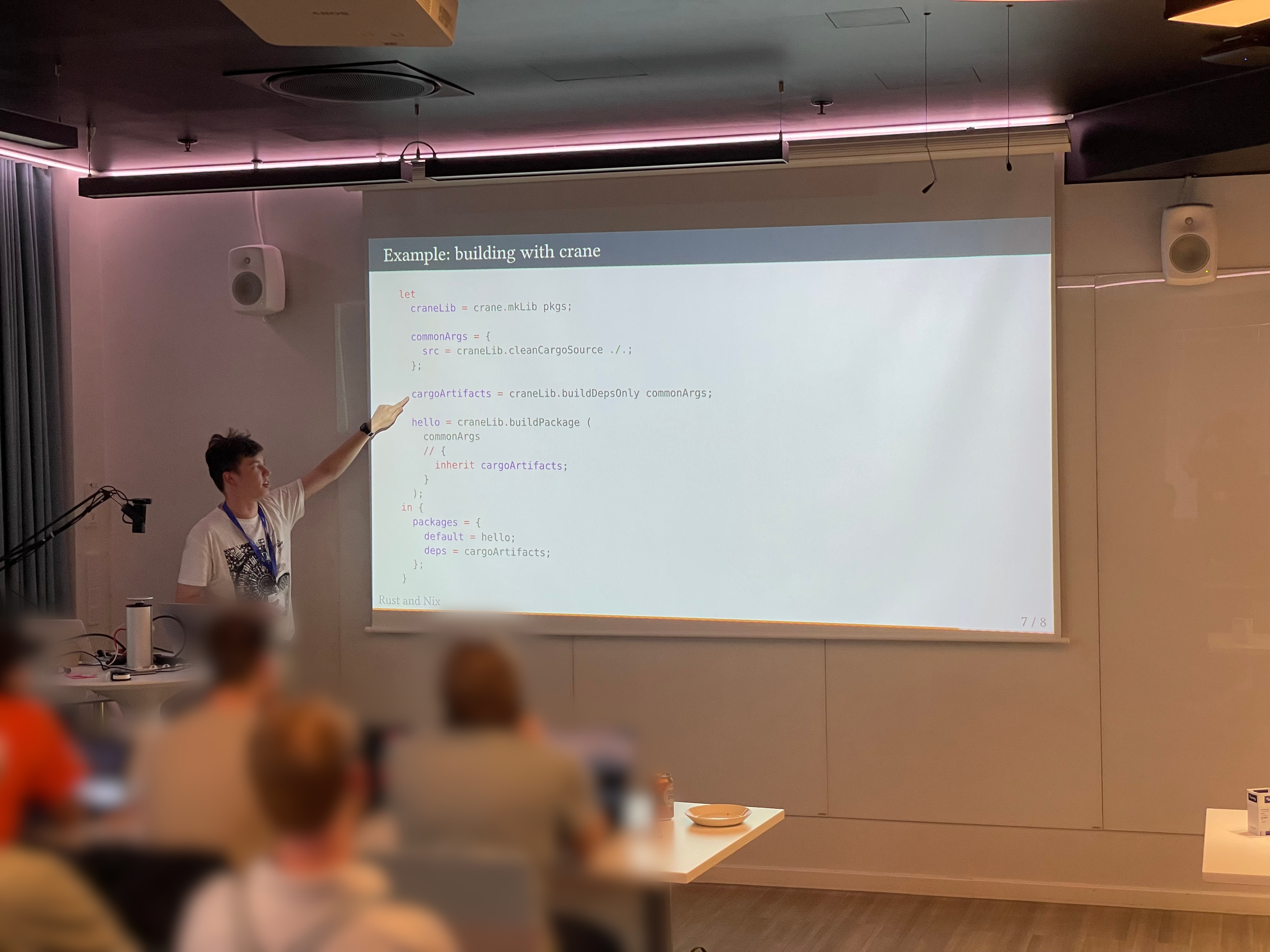 picture with another ongoing presentation